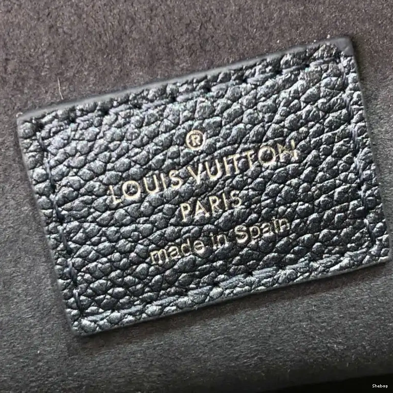 2111FY0059 Bags LV 0504